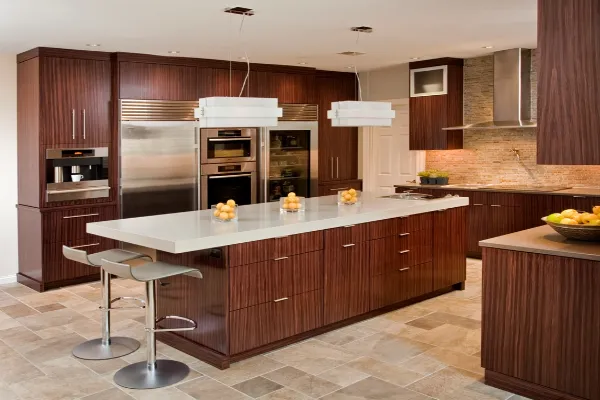 Wide Range of Applications for Rose Gum Natural Wood Veneer