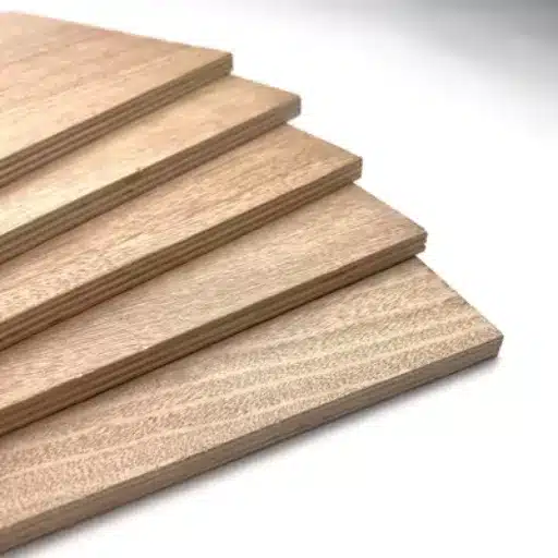 Avantages de l'utilisation du contreplaqué de 18 mm
