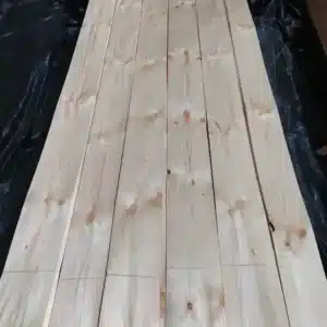 KNOTTY PINE VENEER A