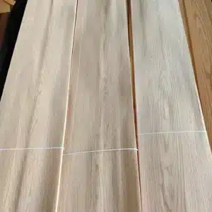 RED OAK VENEER CROWN CUT FOR DOOR