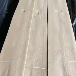 WHITE OAK VENEER KNOTTY CROWN CUT GRADE AA