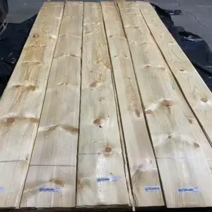 KNOTTY PINE VENEER A