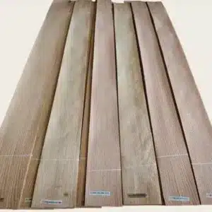 RED OAK VENEER QUARTER CUT A